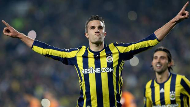 Robin van Persie: Derbi için sabırsızım