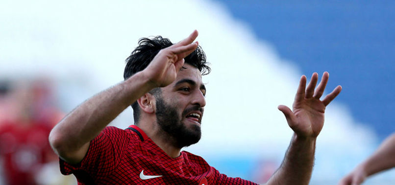 Ne futbolcuyumuş iki kulübü savaşa soktu!