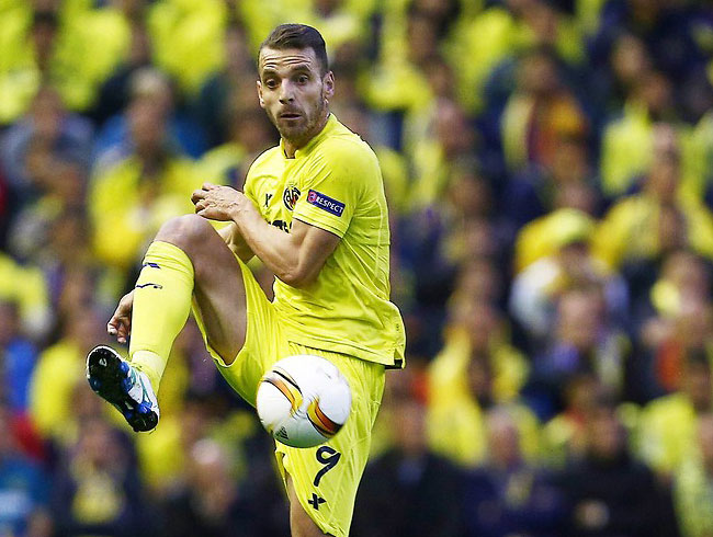 Soldado Ersun Yanal'ın kararını bekliyor