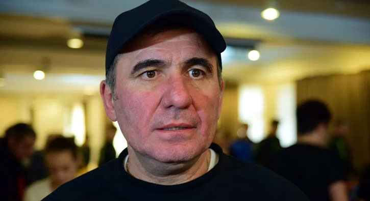 Hagi Galatasaray'a mı dönüyor?