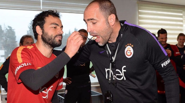 Futbolcular Igor Tudor'un doğum gününü kutladı