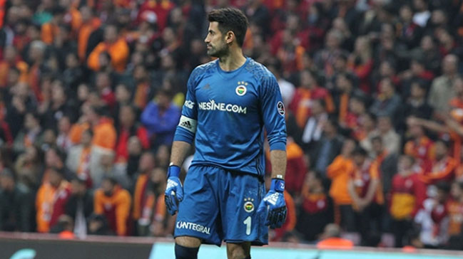 Arena'da Volkan Demirel'e küfür