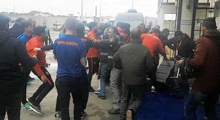 FLAŞ! Başakşehirli 4 futbolcu PFDK'da 