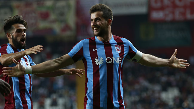 Uğur Demirok performansıyla göz dolduruyor