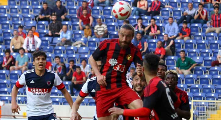 Eskişehirspor, Mersin'de farklı kazandı