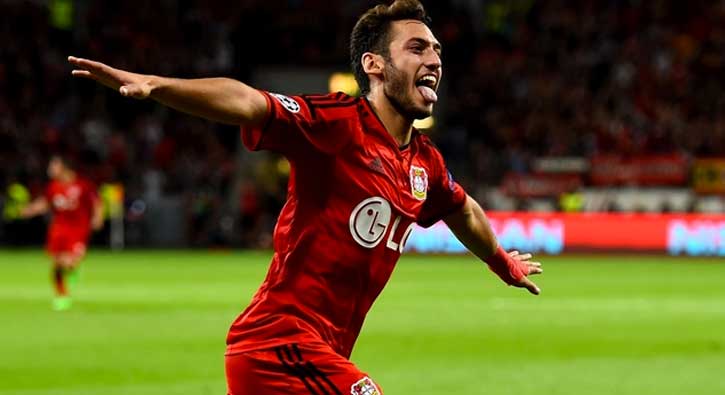 Hakan Çalhanoğlu'ndan transfer açıklaması 