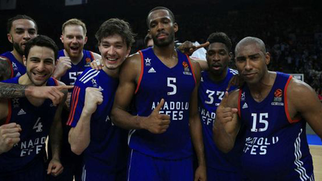 Anadolu Efes için zafer vakti