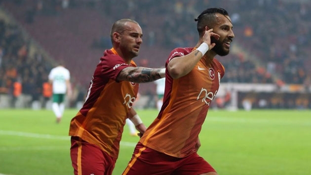 Yasin Öztekin Wesley Sneijder'i çıldırttı!