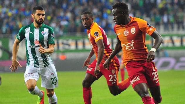 Galatasaraylıları isyan ettiren pozisyon! Penaltı...