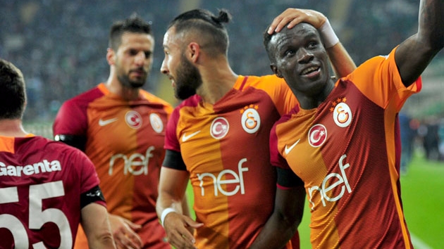 Deplasman kralı yine attı!