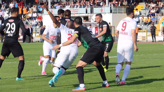 Ümraniyespor, 75 dakika eksik oynayan Denizlispor'u yenemedi