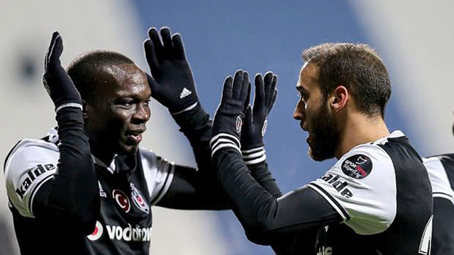 Aboubakar ve Cenk, Fenerbahçe'yi solladı