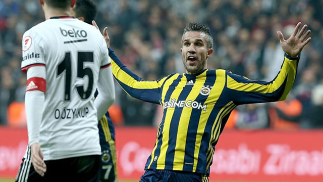 Robin Van Persie: Kulaklarım gelebilecek tepkilere kapalı