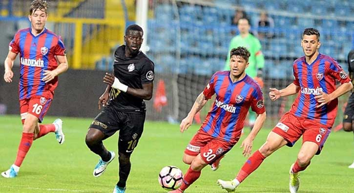 Karabükspor 3 puanı tek golle aldı