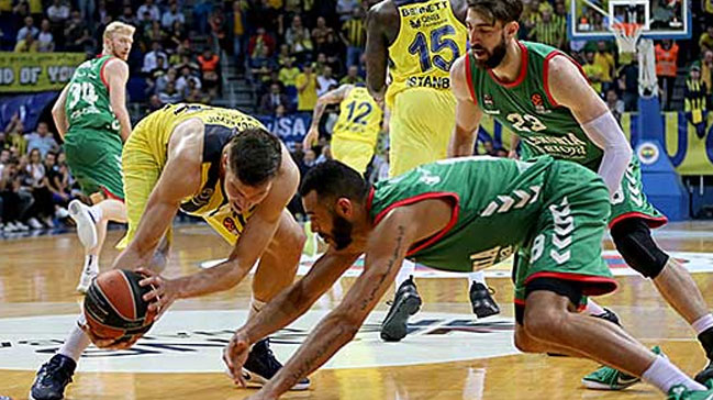 THY Avrupa Ligi'nin en iyi savunmacısı belli oldu!