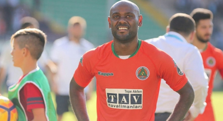 Vagner Love için Fenerbahçe ve Trabzonspor'un transfer savaşı
