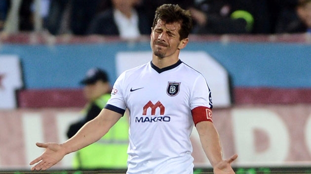 Emre Belözoğlu ifadeye çağrıldı!
