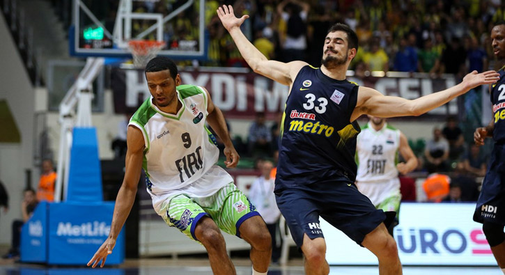 Fenerbahçe ligde de dolu dizgin! Yarı finaldeler...