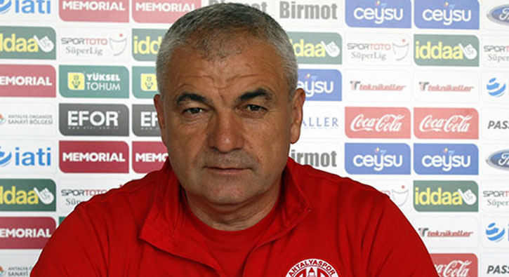 Rıza Çalımbay: Ben geldiğimde bu takımın galibiyeti yoktu