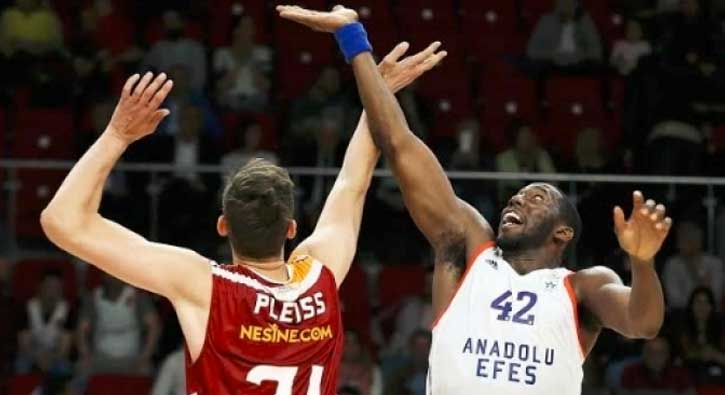 Anadolu Efes, Galatasaray Odeabank'ı devirdi ve yarı finale çıktı 