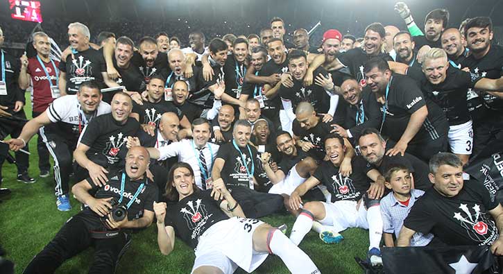 Cumhurbaşkanı Erdoğan'dan Beşiktaş'a tebrik