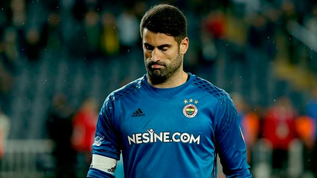 Volkan Demirel'de şok pürüz!