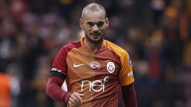 Wesley Sneijder yeni bir rekor kırmaya hazırlanıyor