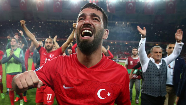 Fatih Terim Arda Turan'a acımadı, kamptan gönderdi!