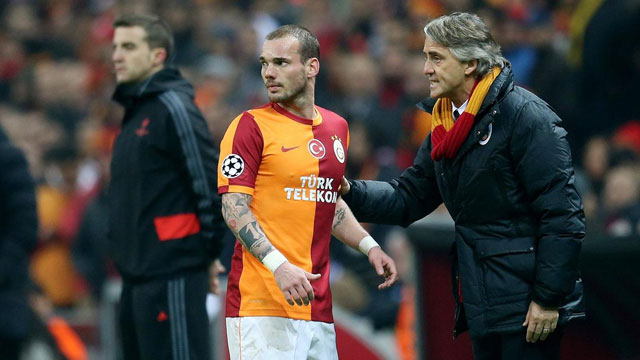 Roberto Mancini Sneijder'i Zenit'e transfer etmek istiyor