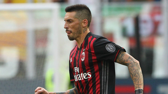 'Şartlar uygun olursa Jose Sosa'yı alabiliriz'