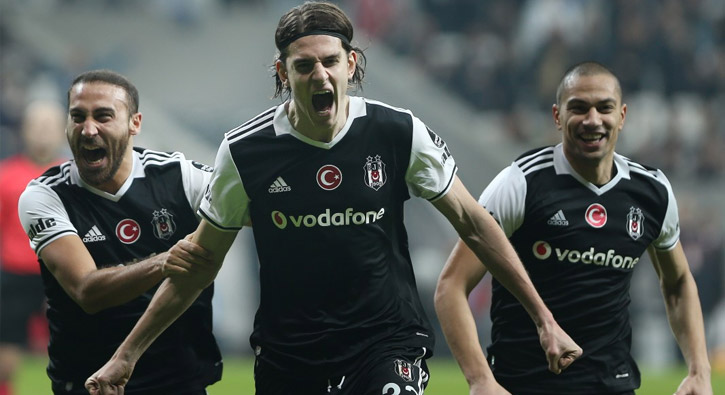 Beşiktaş'ta önemli gelişme! Takımı gözden çıkardı... 