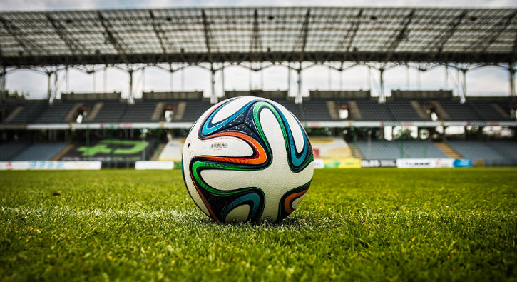 Futbolda devrim gibi değişiklik! Maç süreleri artık 60 dakika... 