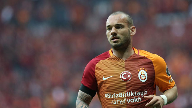 Galatasaray'da Wesley Sneijder depremi!