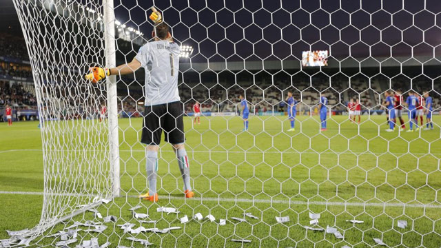 Gianluigi Donnarumma'ya Gökhan Gönül protestosu