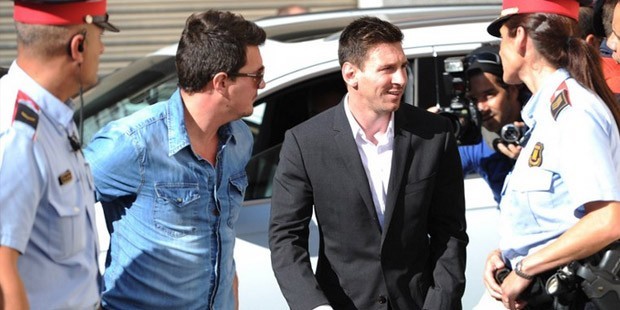Messi'nin hapis cezası para cezasını çevrildi 