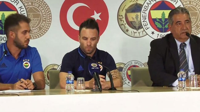 Valbuena sözleşmeyi imzaladı