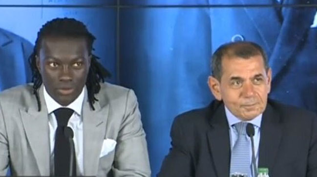 Gomis Galatasaray'la sözleşme imzaladı