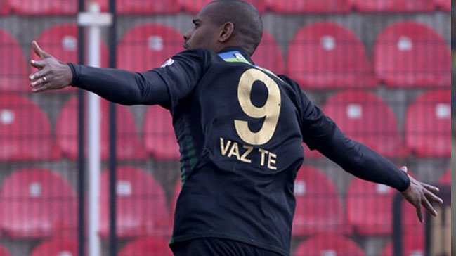 Fenerbahçe'nin listesinde Vaz Te de var