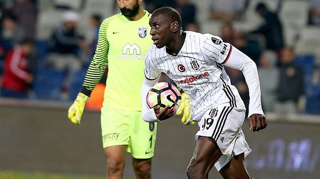 Demba Ba sarı-kırmızı mı olacak?
