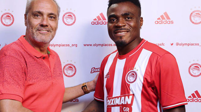 Emenike resmen Olympiakos'ta! 