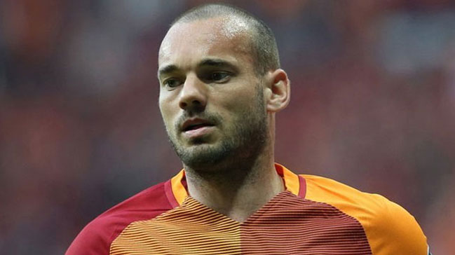 Dursun Özbek'ten Sneijder’e U-21 resti!