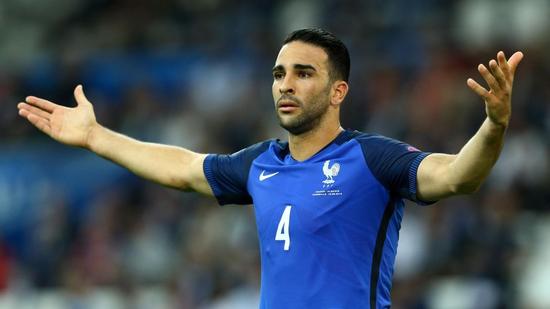 Adil Rami Marsilya'ya gitti