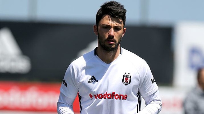 Tolgay Arslan'a nazar değdi