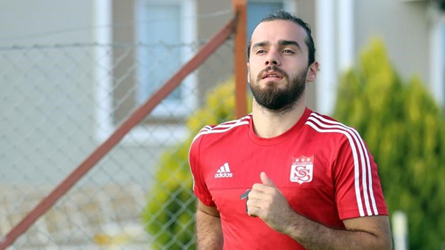 Kayserispor Erkan Kaş'ı istiyor