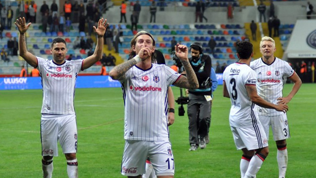 Göztepe'den bir transfer daha! Beşiktaş'tan...