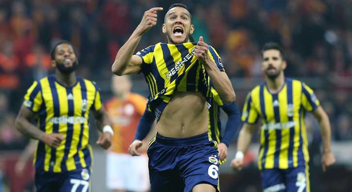 Aykut Kocaman Josef de Souza'yı stoperde oynatacak