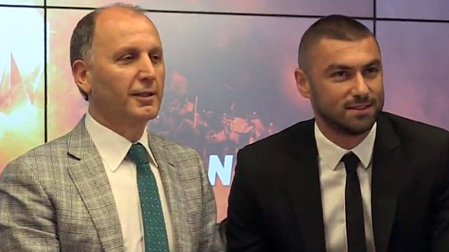 Burak Yılmaz'ın imza töreninde Selçuk İnan bombası