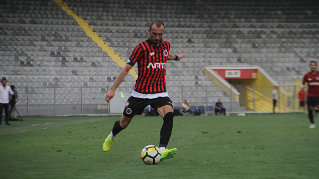  Ahmet İlhan Özek: Gençlerbirliği'ne gelerek güzel bir sayfa açtım