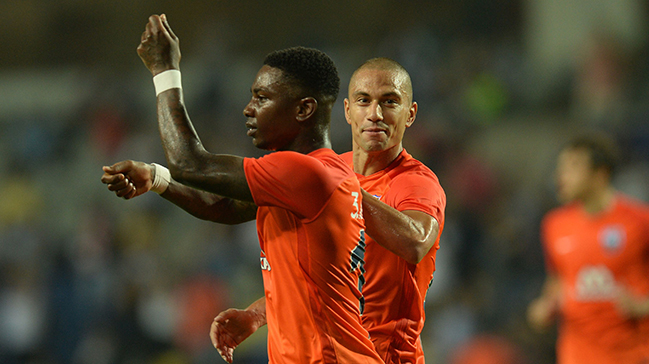 Medipol Başakşehir bıraktığı yerden devam