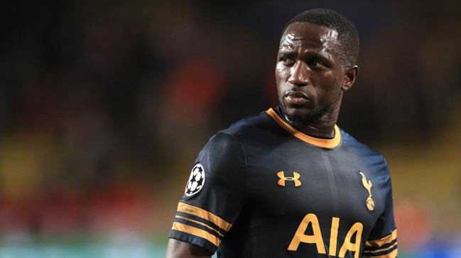 Onazi'den gelen Sissoko'ya gidiyor